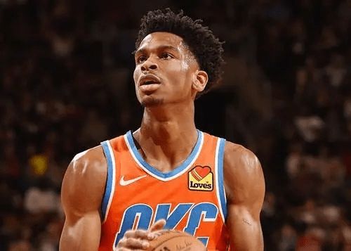 她敢于承担 她敢于承担