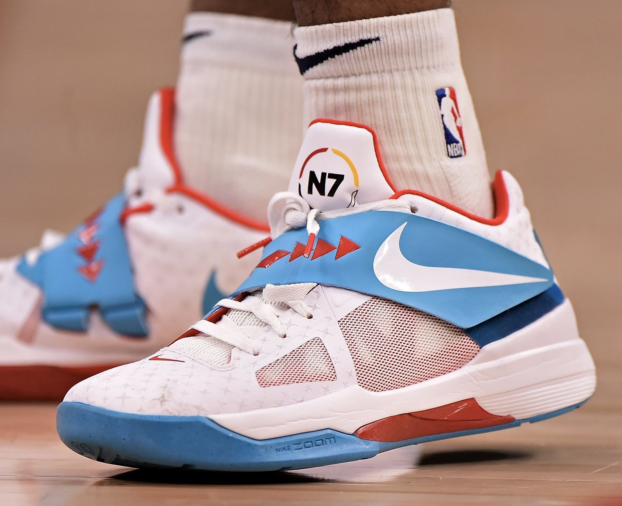 以一局Mi 以一局Mi