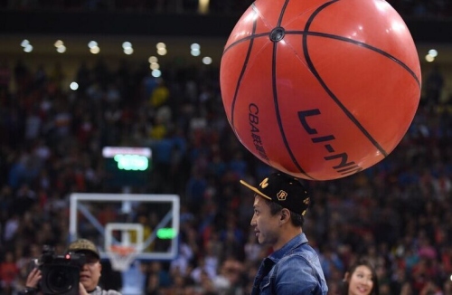 至弱侧边翼 至弱侧边翼