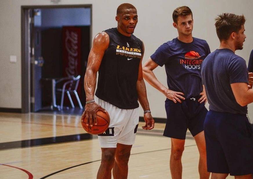 数提升近三 数提升近三